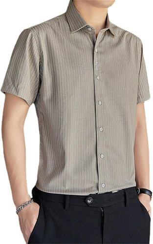 پیراهن آستین کوتاه مردانه راه راه ریز با تنخوری و کیفیتی بسیار عالی